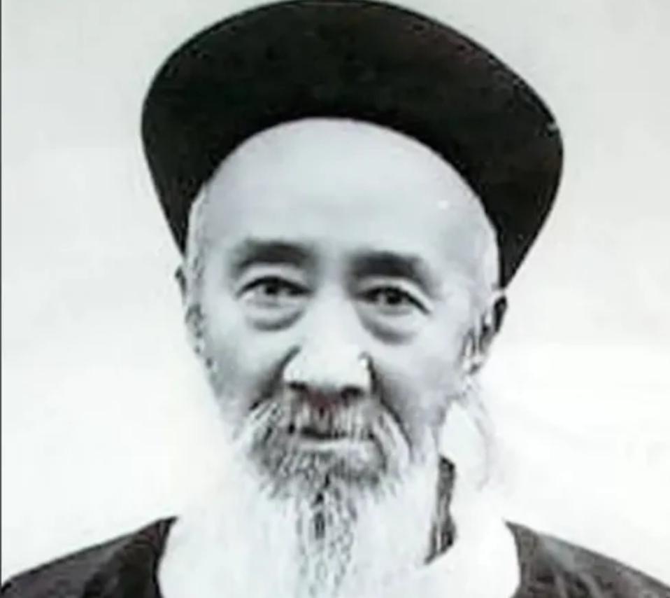 张之洞！亚洲第一钢铁厂缔造者，一把汉阳造打遍半个世纪战火
 
说起晚清洋务派，大