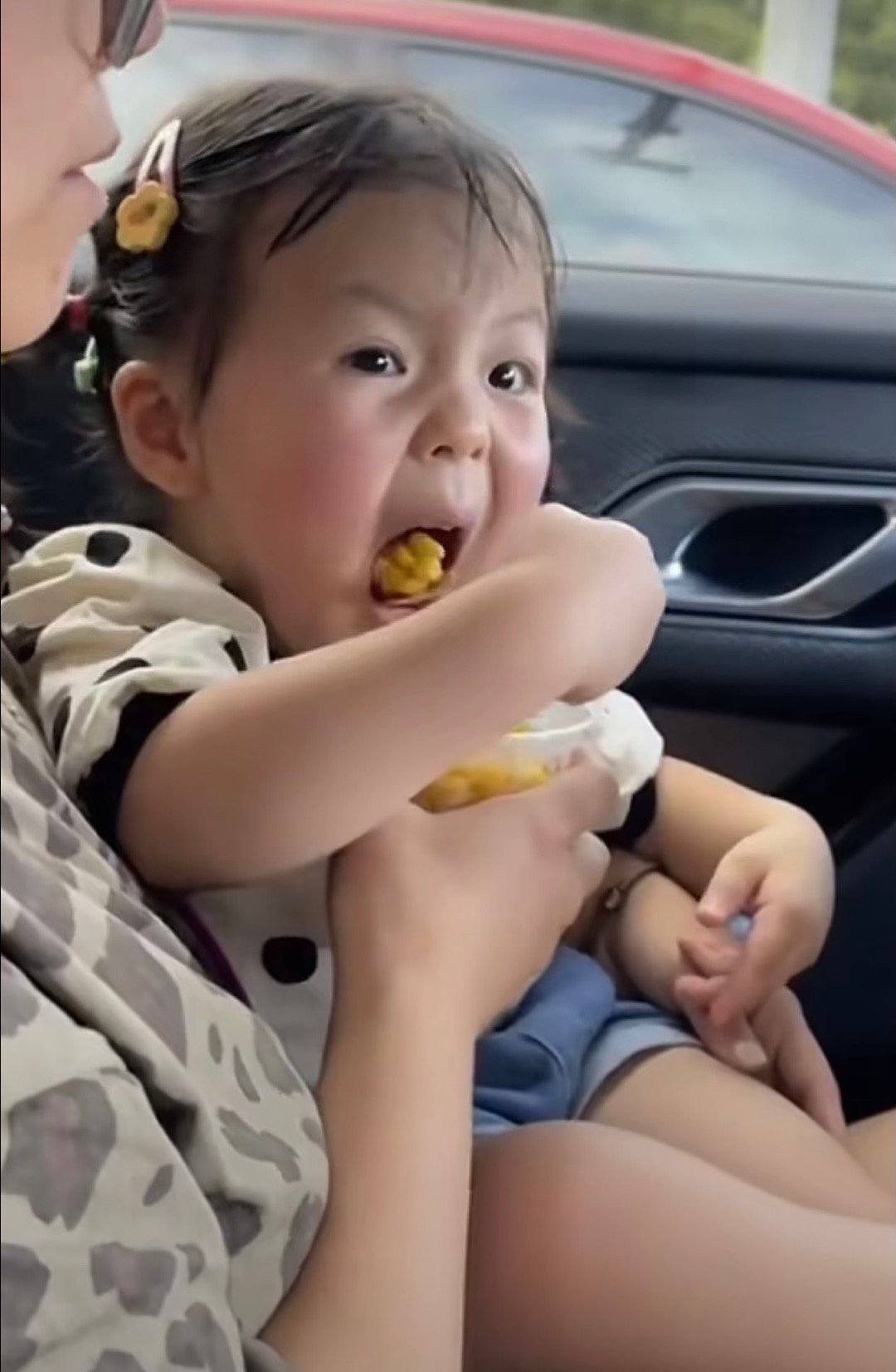 今天也要拼尽全力吃饭捏！#丸子妹[超话]# ​​​