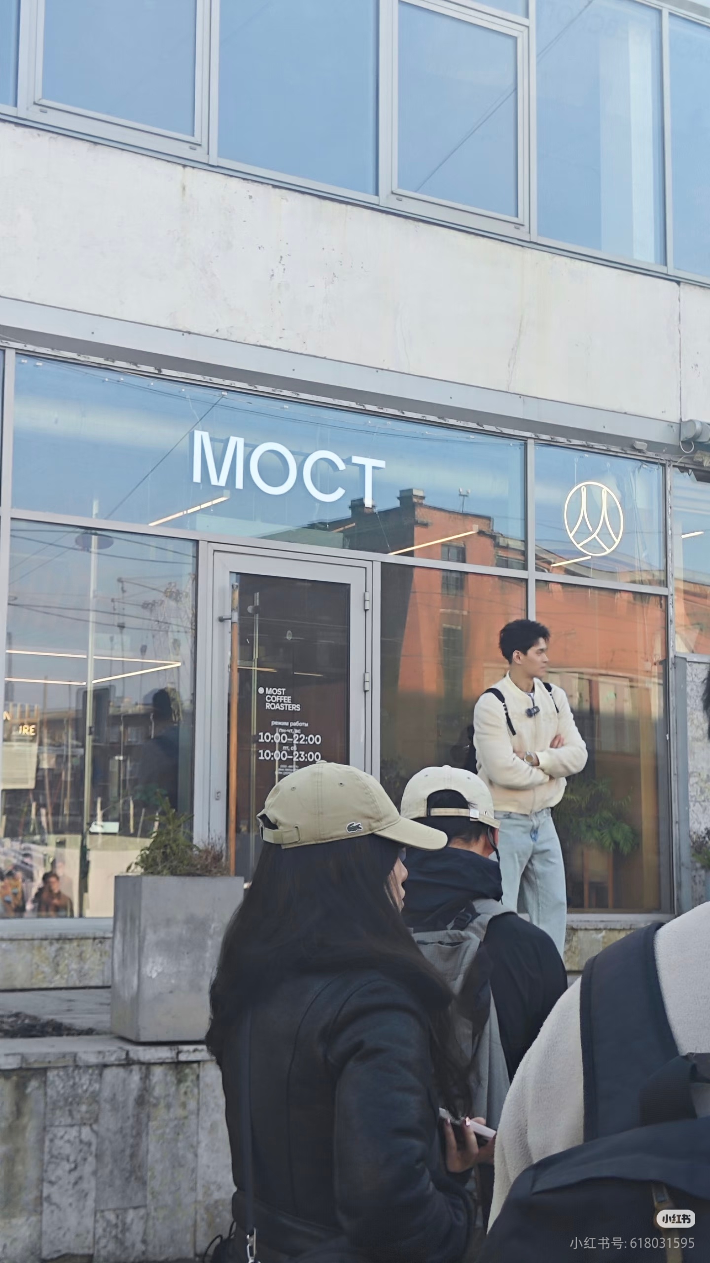 SWim进行时 『9986』20260315 圣彼得堡偶遇来回踱步中🚶🏻♂️