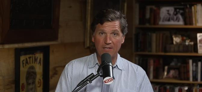 塔克·卡尔森：

“如果普京是我们的敌人，如果俄罗斯是我们的敌人，我们就无法在全