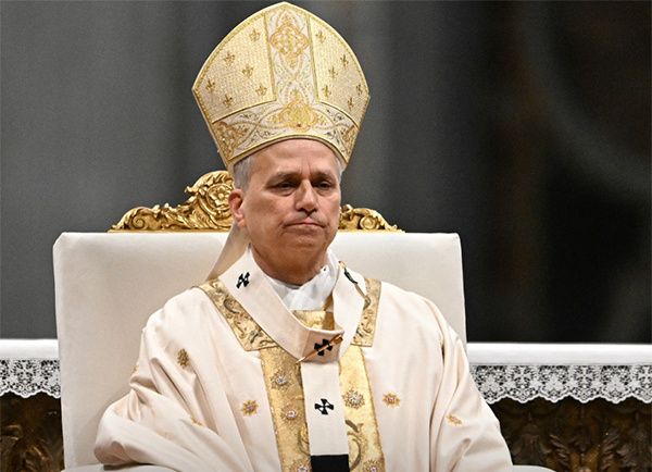 【#教皇打脸美防长# 】据美国《纽约时报》4月3日报道，美国国防部长赫格塞思近日