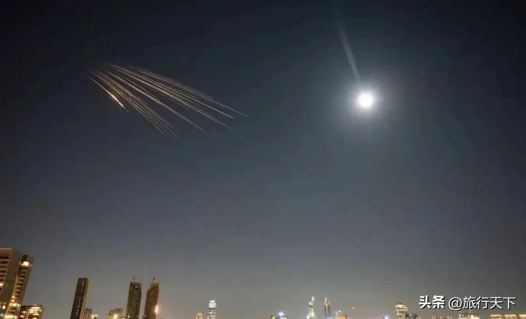 击中以色列最大炼油厂，不再拦截这类伊朗导弹！以色列人现在咋样

来源:鹰眼Def