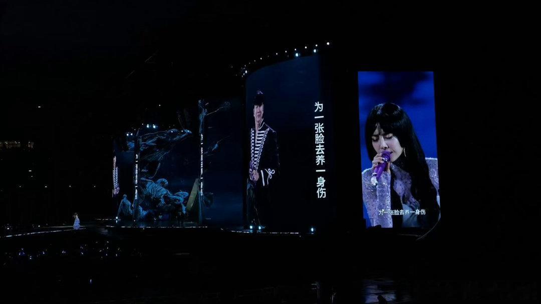 蔡依林林俊杰合唱倒带林俊杰蔡依林合体鸟巢 鸟巢今晚的观众太幸福了，蔡依林已经够顶