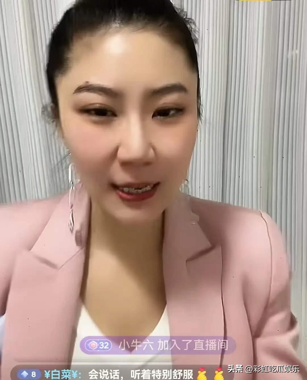 谢贤前女友CoCo不装了开口索要礼物，或许这就是她直播的目的，也是她跟了谢贤12