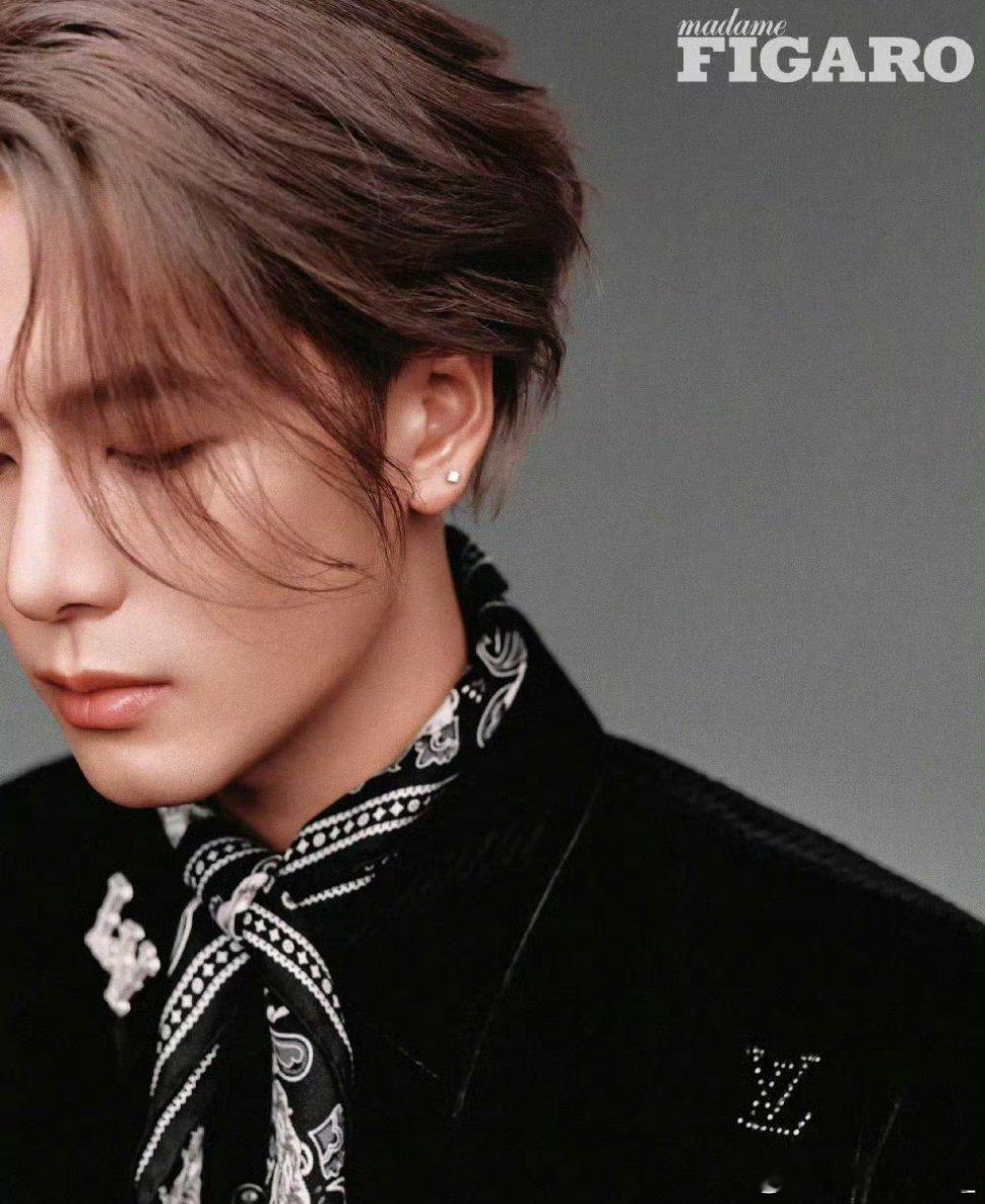 #王嘉尔 你们人多我过来##王嘉尔Jackson[超话]#我真的越来越喜欢他了，