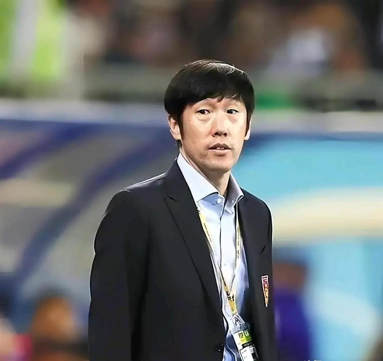 不是为了显摆，是他真觉得光靠“感觉”带不好队。
那时候连队医都还不太会测晨脉，他