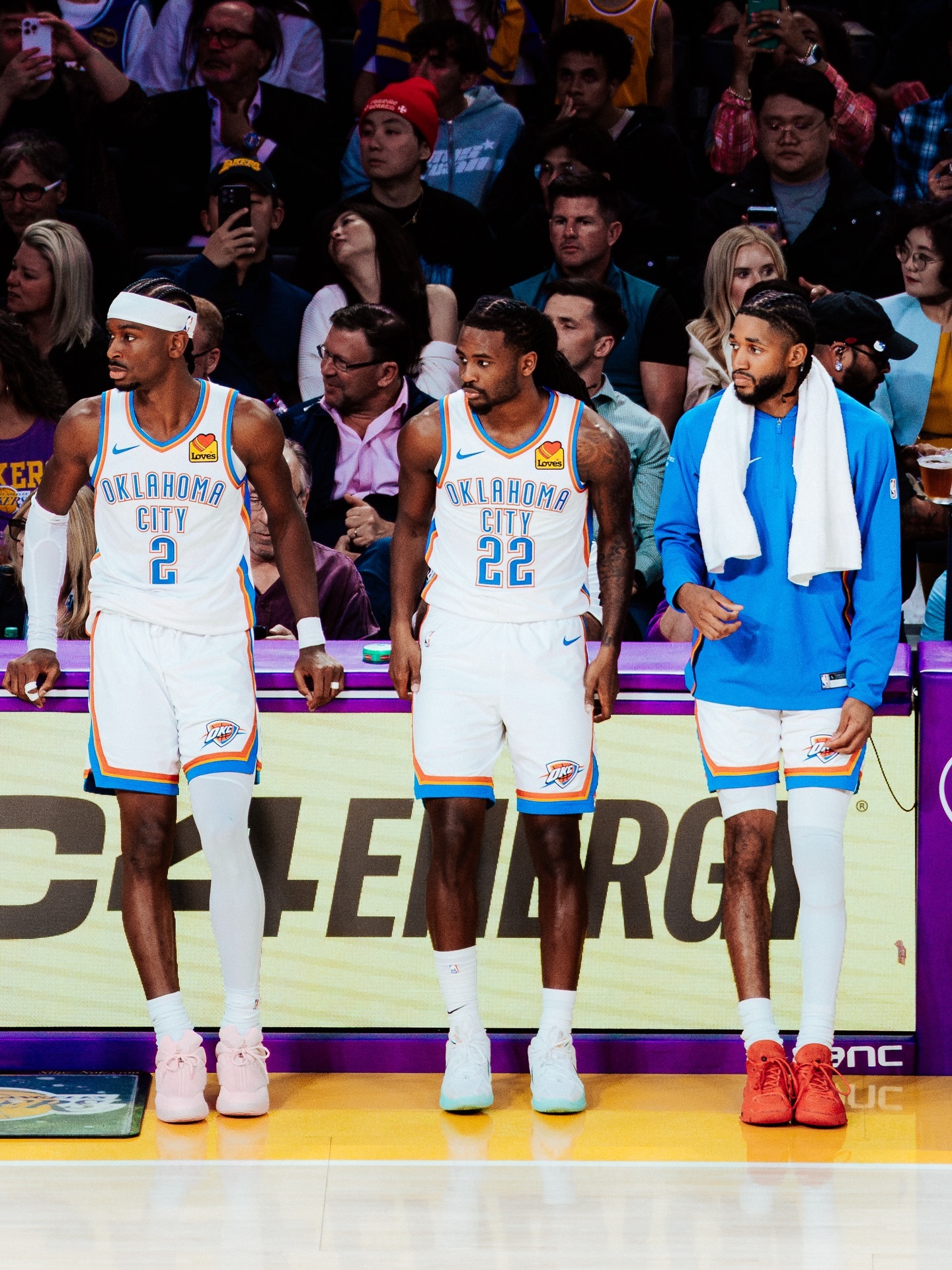 今天可能创非比赛日更新的纪录了……晚安大伙，晚安雷霆雷霆连续三个赛季西部第一nb