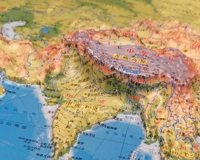 印度准备再次从伊朗买石油！

据传当前海上约有1.7亿桶的伊朗原油，等待出售，约