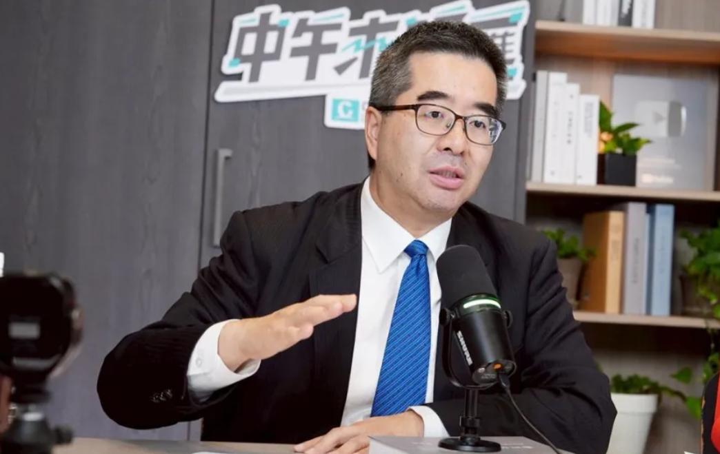 定了！国民党官宣郑丽文路线，2028想赢没那么简单
 
4月14日，国民党正式敲