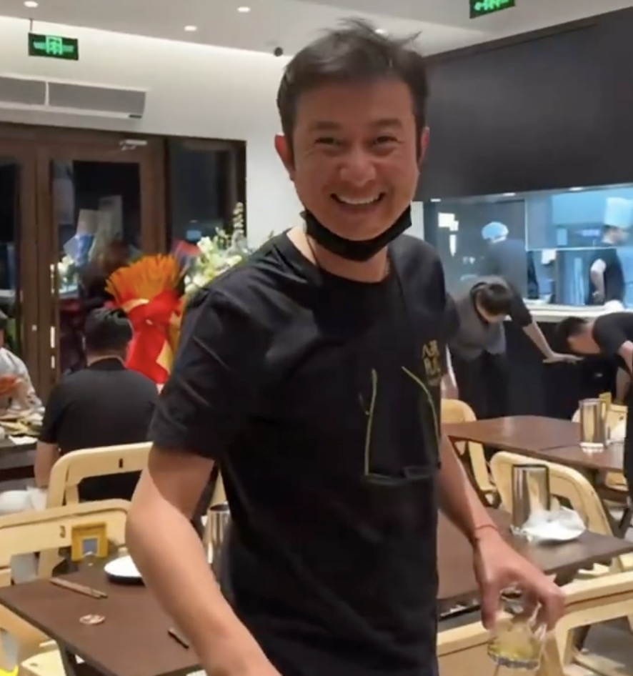 文章新开面馆口味评分3.6分，网友：30多元一碗面有点贵