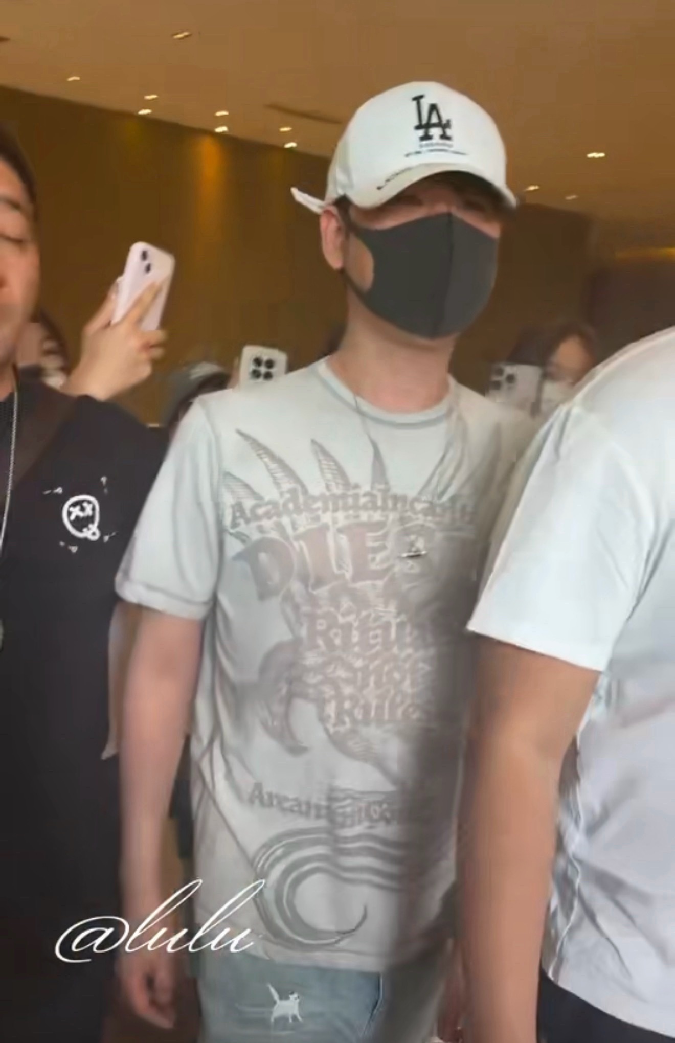 衣服好评 .   . 