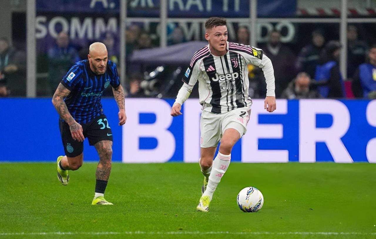 【尤文伤员➕1】霍尔姆在对阵国际米兰的比赛中右小腿受伤。昨天他前往 J Medi