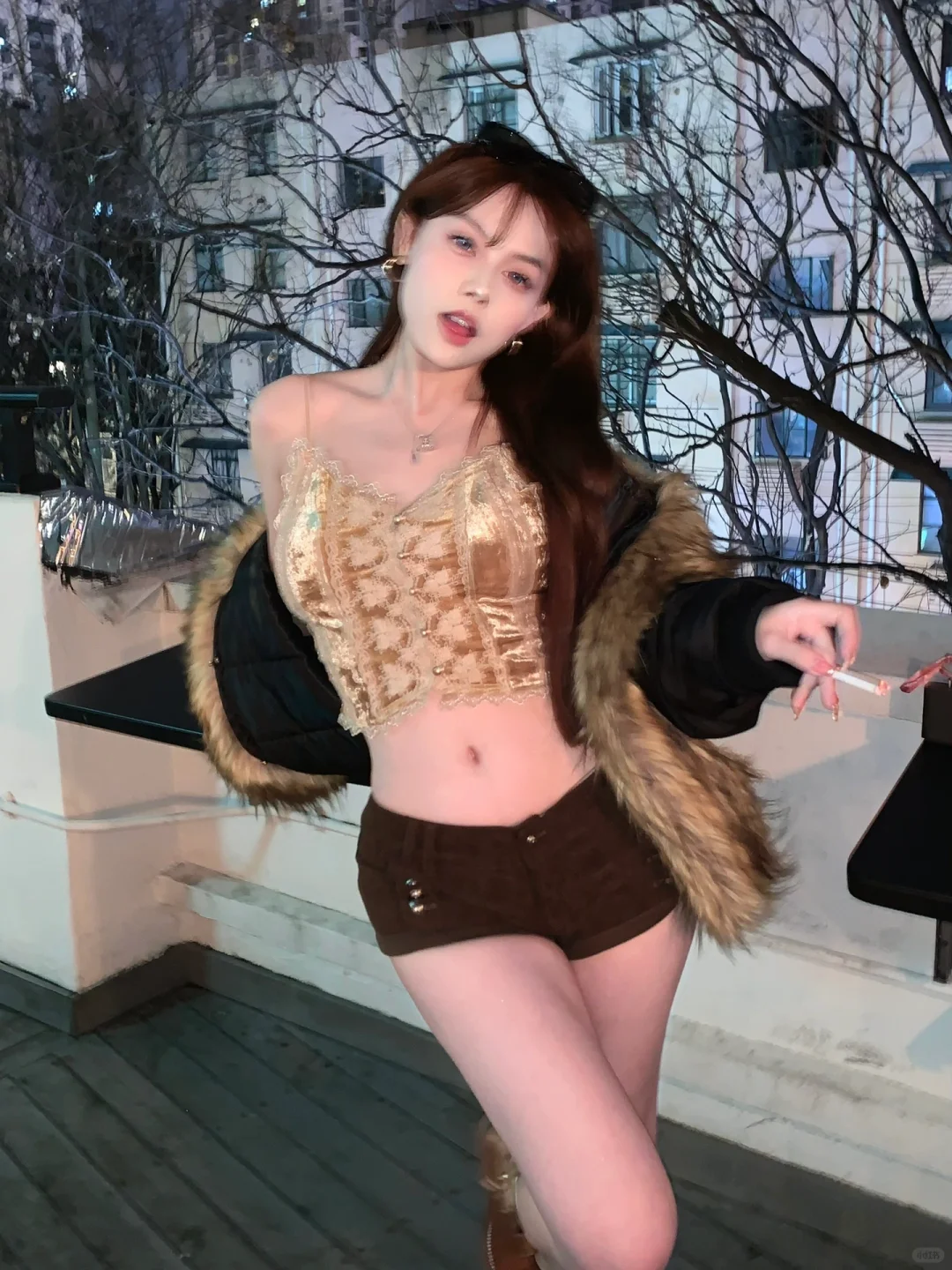 来屋顶吹吹风