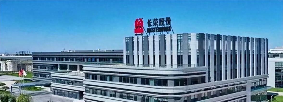 一家曾在大陆吃到红利的航运巨头，为什么会把最重要的市场越推越远。答案不复杂，几次