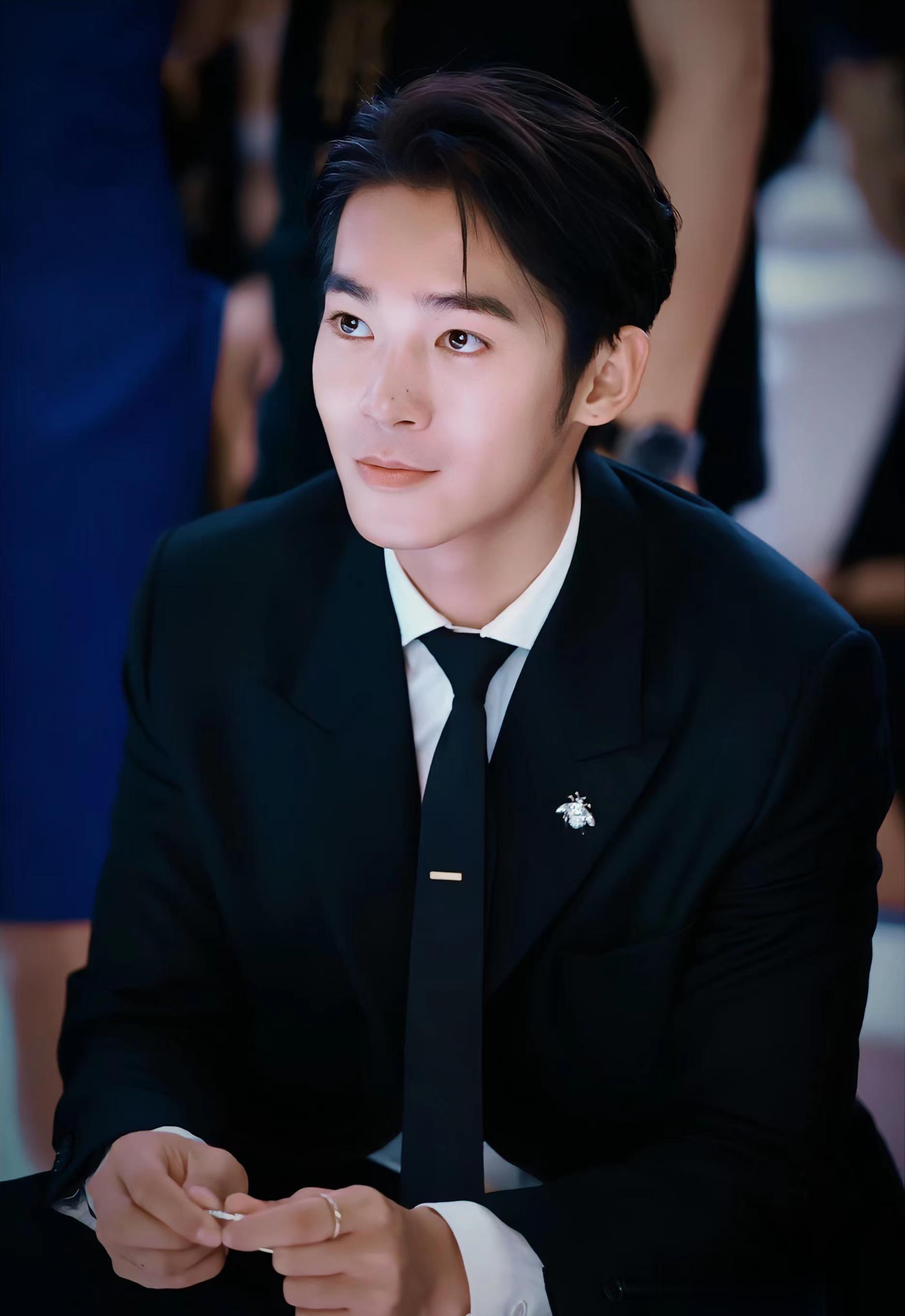 《封神第一部》北京首映 于适担任男主饰演“姬发”表现亮眼 ​​​