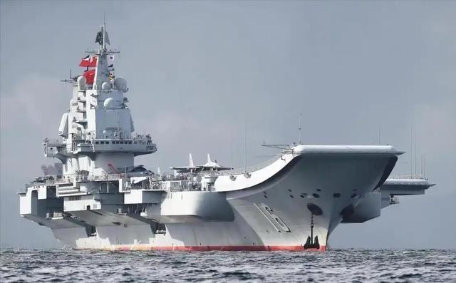 导弹都能威胁航母，中国为何还造福建舰？不是被美国骗了，真正缺口在远海

一枚远程