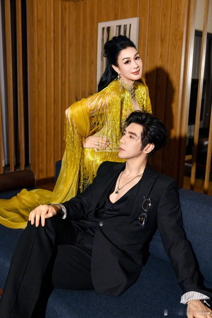 钟丽缇张伦硕谈四胎 从九周年祝福到节目正面回应，钟丽缇始终坦荡又执着，夫妻二人互