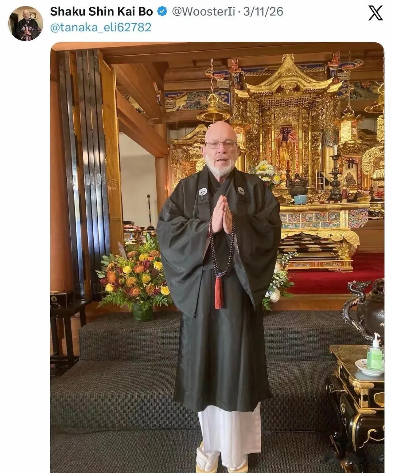 时代变了，人性没变！
这位76岁的美国老头算是彻底火了，此人白天在旧金山当净土真