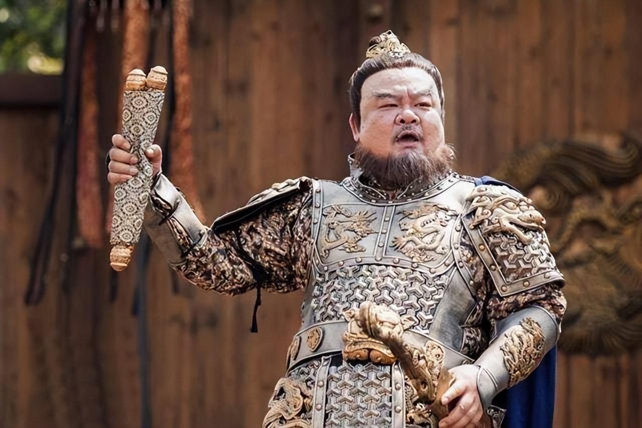 《安禄山不是“胖子反贼”，他是盛唐最冷峻的“信任熵增工程师”——他没造反，他在用