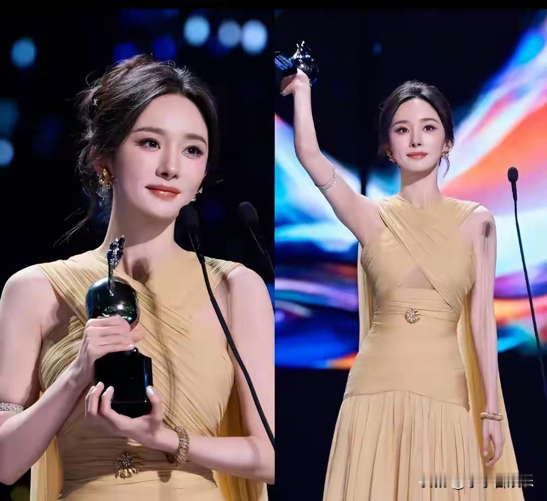 一条获奖动态，直接引爆全网！杨幂在微博视界大会拿下年度演员大奖，身穿高定礼服，气