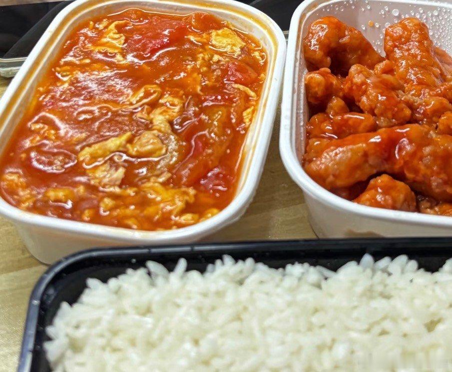 自己在家做饭反而比点外卖还贵单人做饭的痛点，食材都是按份售卖，葱姜蒜肉类一次用不