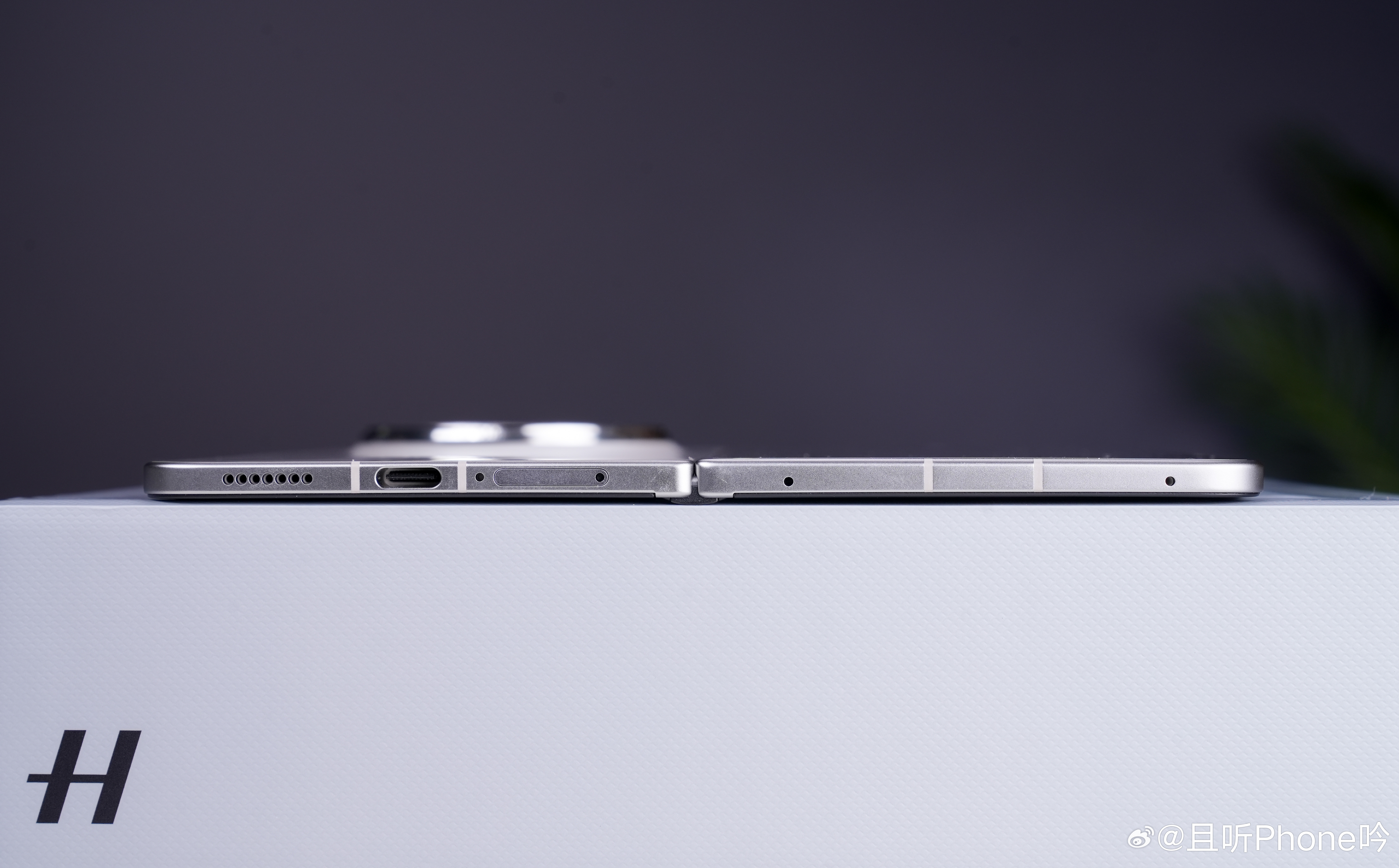 这次N6在对比N5，机身更轻更薄的情况下，电池增大到6000mAh。查了一下，能