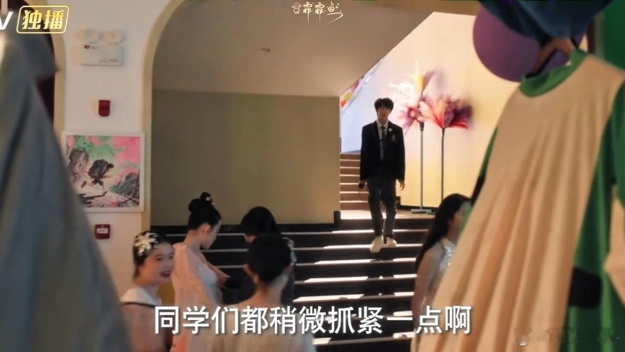 杨博文能处理好罗子君一家的事我们的少年时代2沉浸观看我们的少年时代2，周扬解决问