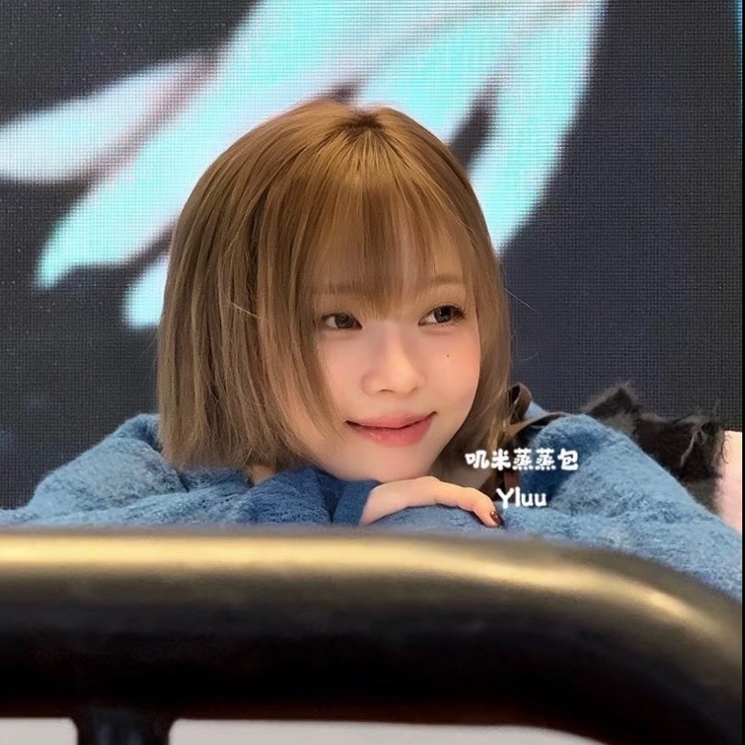 和水印ID一样是个小蒸包 