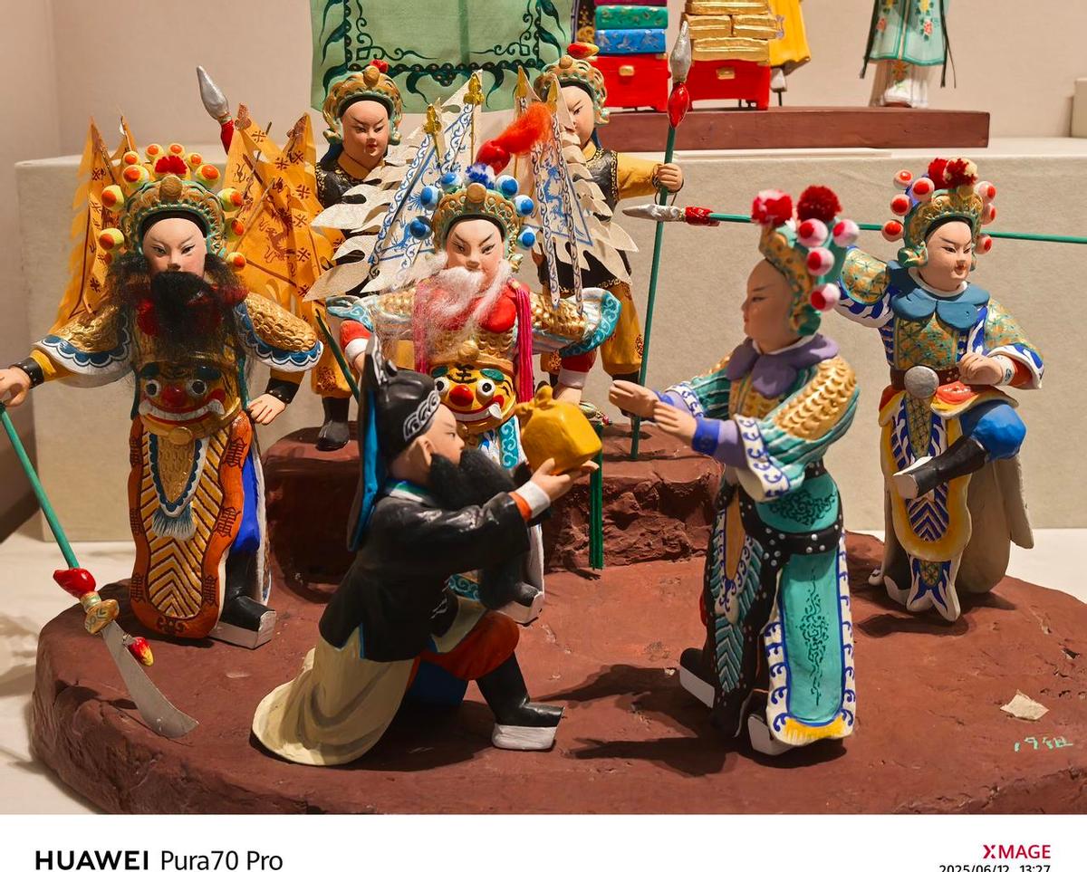 教师资格证五年一注册，这事儿真不是闹着玩的。
你教书十年了，没按时注册，可能就没