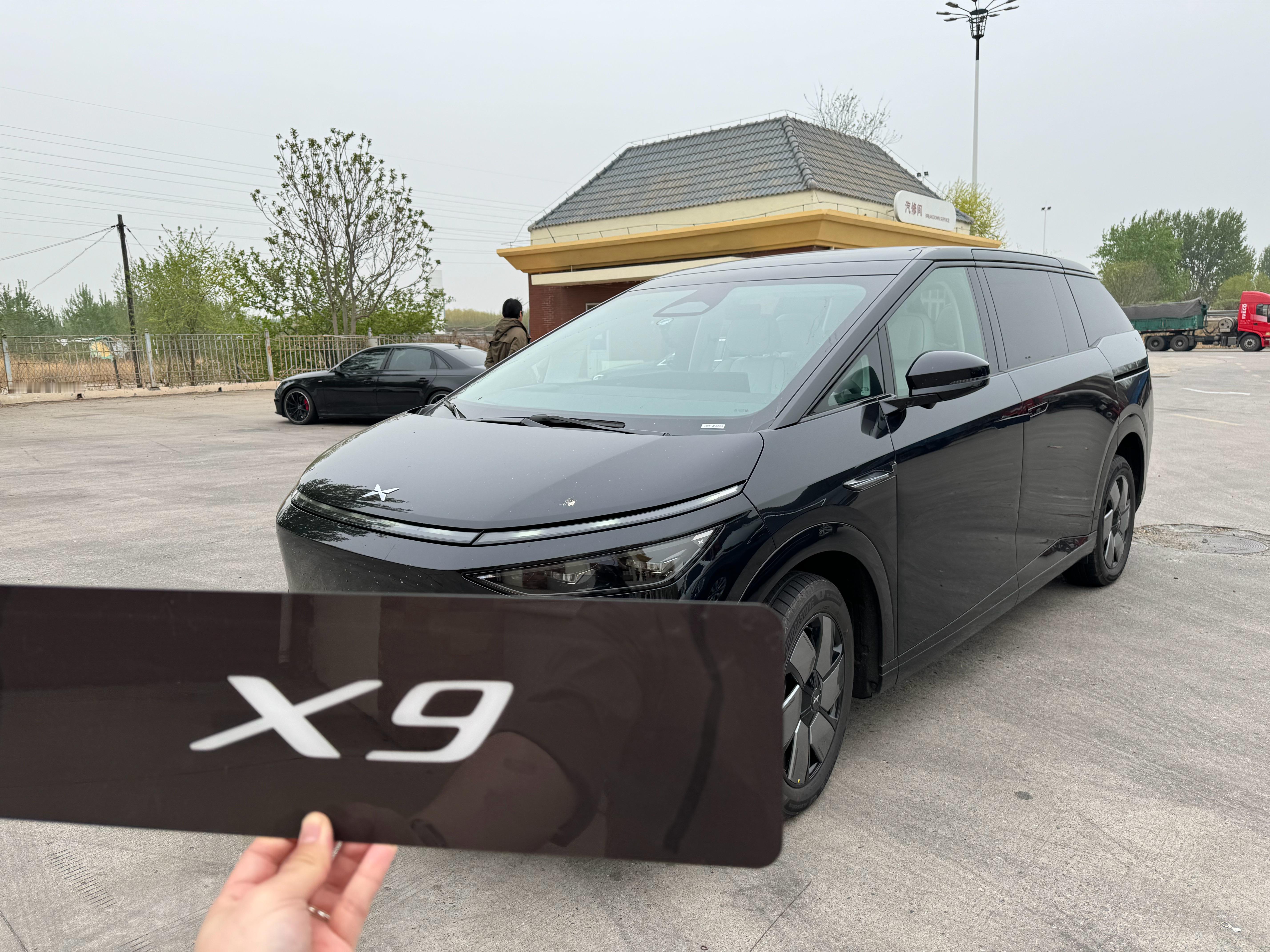 小鹏X9成最快交付破2万的纯电大7座 如果想要买MPV，很推荐 