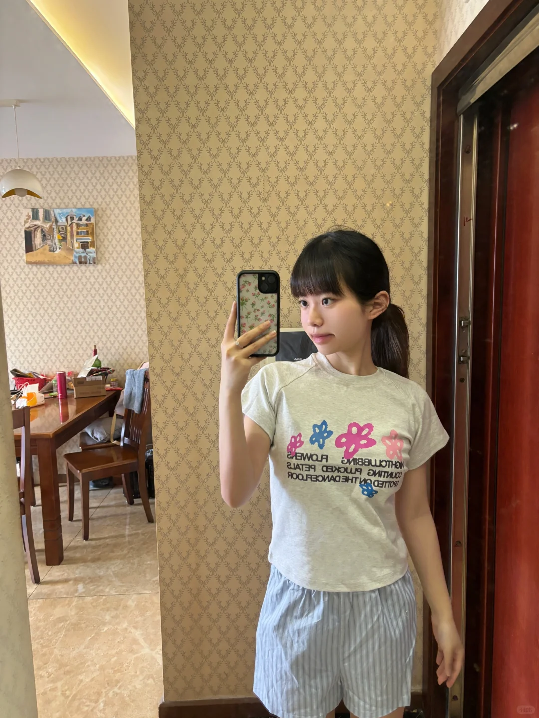 平平无奇的居家可爱look