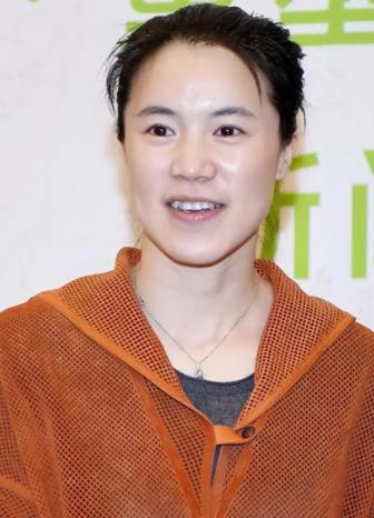 让人唏嘘，王楠如今的处境实在太糟心！大家原本都认可她一心为国乒操劳，谁能料到仅仅