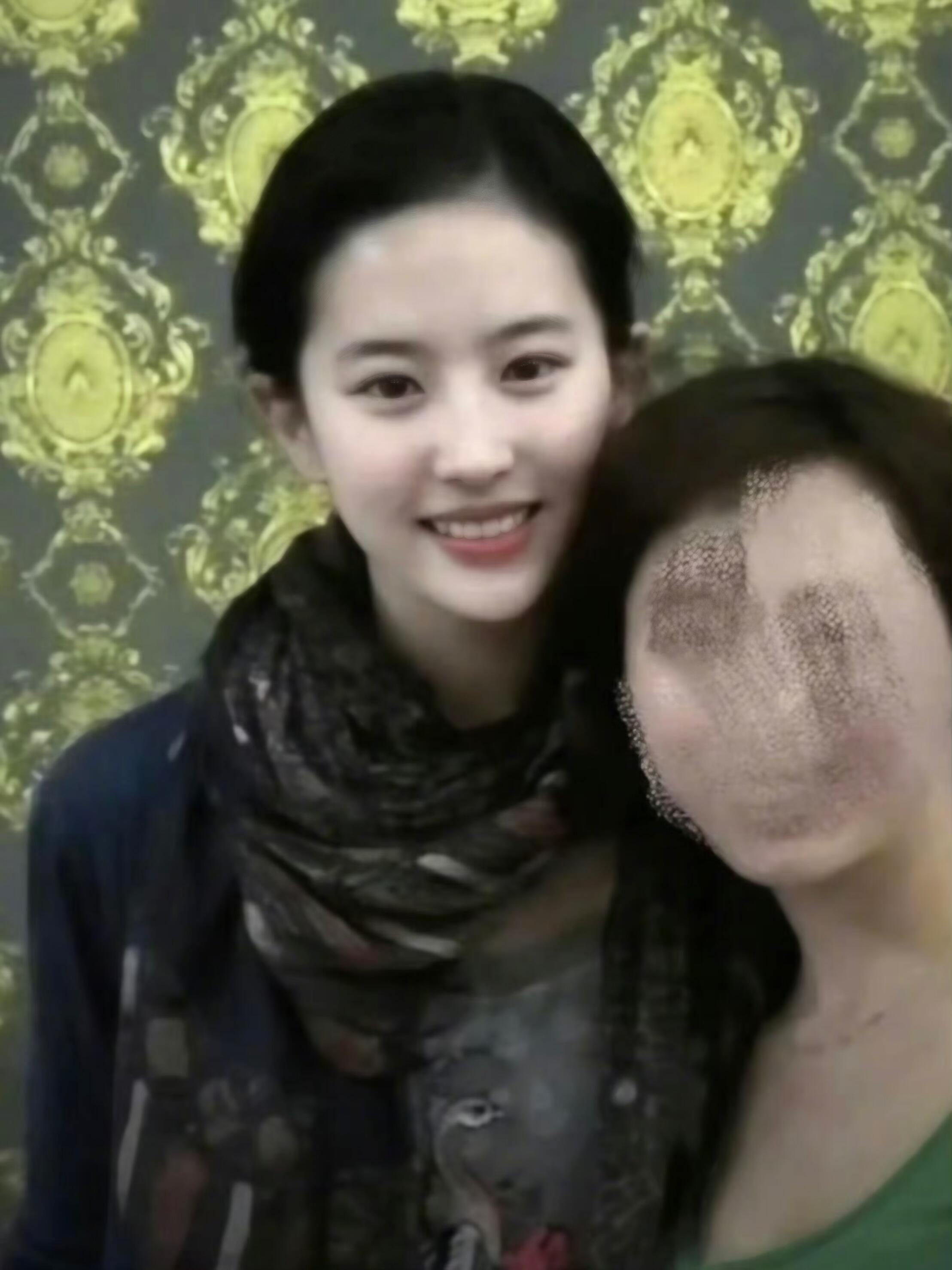 我看刘亦菲就这样姨母笑投稿【刘亦菲】完全小猫咪🥺🥺 