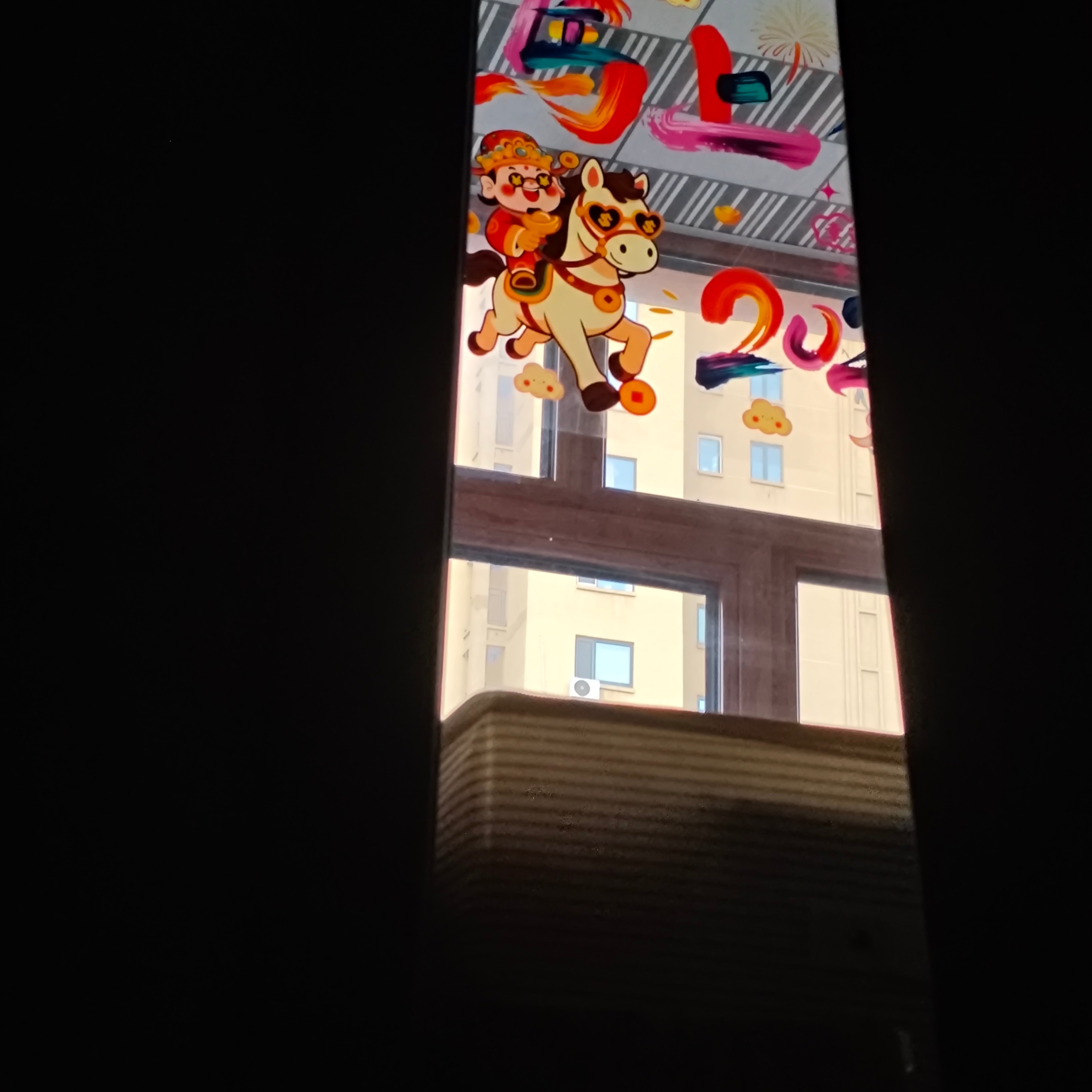 天亮了 外面鸟叫声吵的有点烦