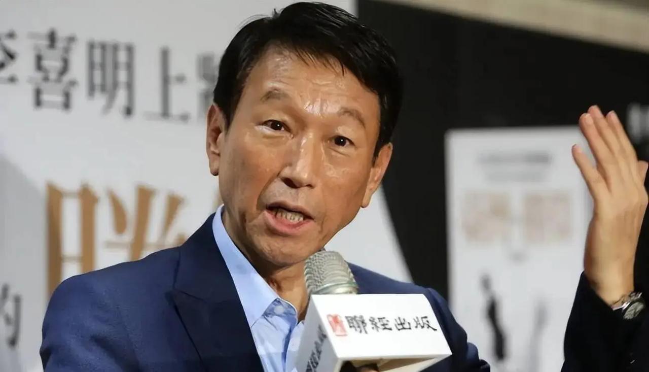 岛内炸锅了，台湾前最高军事长官李喜明，终于说出了没人敢讲的大实话。解放军迟迟不动