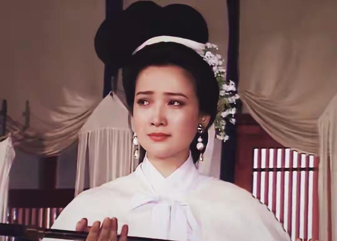 何晴去世细节曝光，抗癌十年，手术后影响表达，最后一次画面曝光。

何晴的去世也是