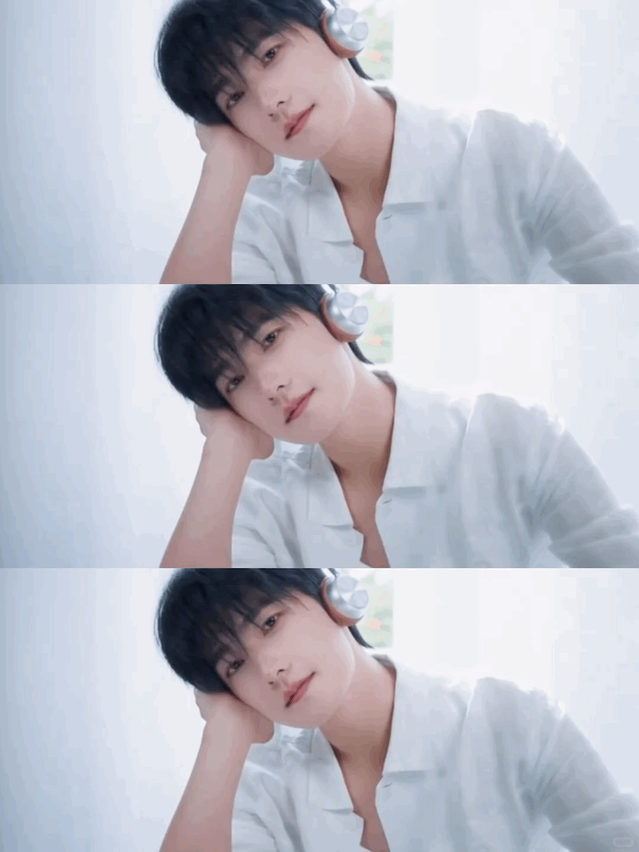 杨洋何时回归现代剧杨洋演现偶真的自带天赋，气质拿捏得恰到好处，真心盼着他多接几部