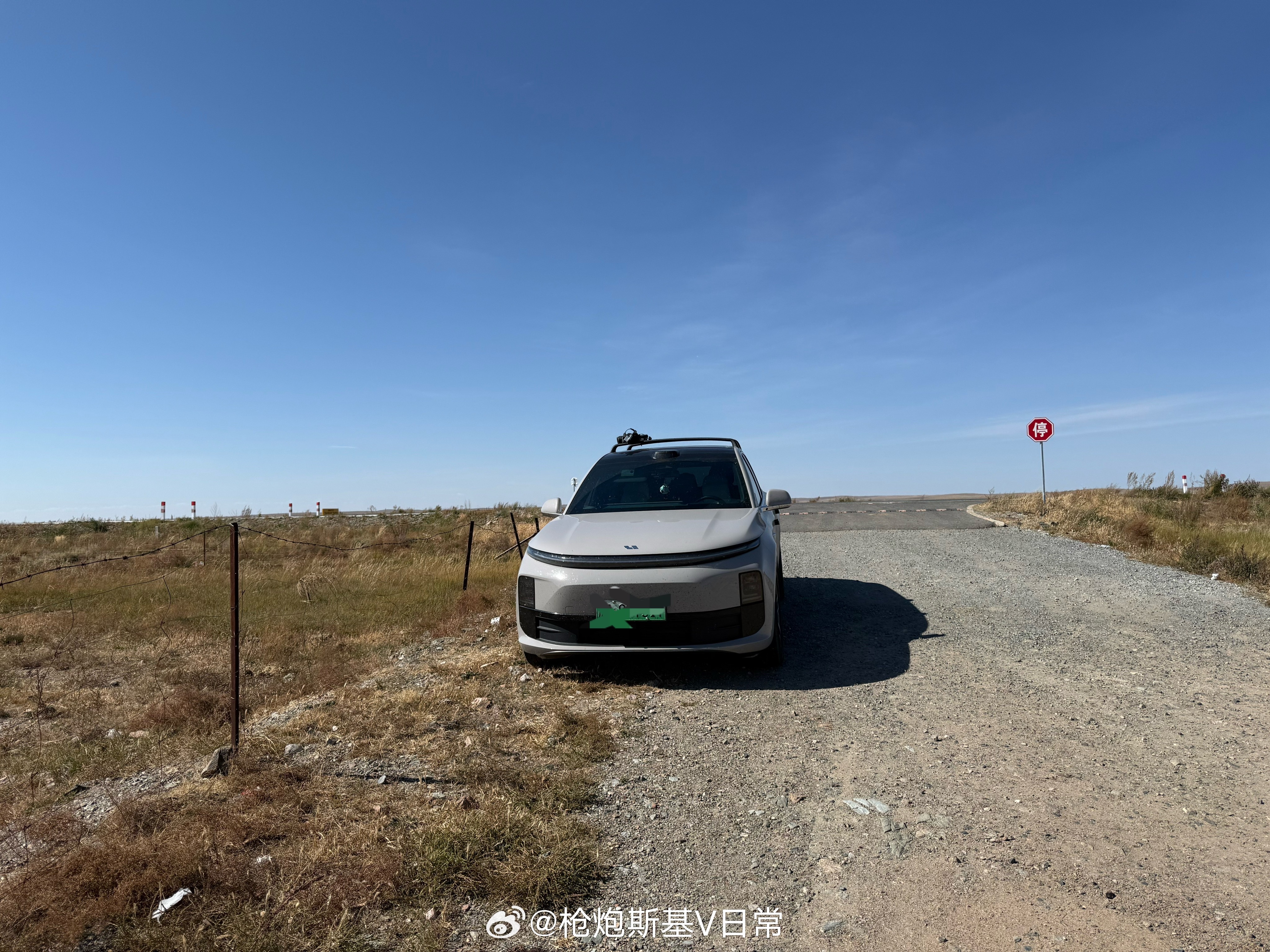 理想高管回应中国汽车互相抄袭 这事还需要老外来说破吗？明眼人谁看不出来，抄袭一家