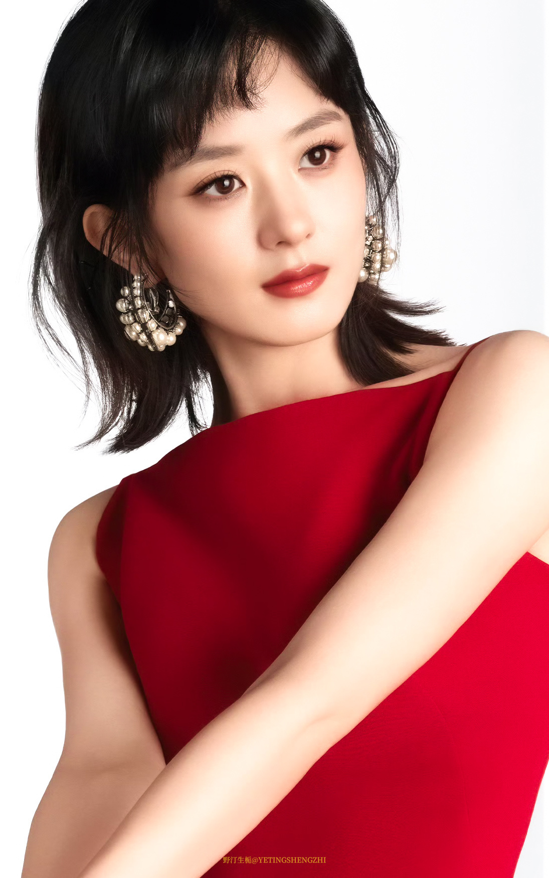 赵丽颖赵丽颖李秋萍 zly赵丽颖纪梵希全球彩妆代言人 是你重新赋予了我对心动的意