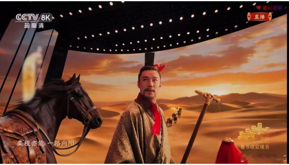 胡兵至今没发现长得高的坏处 袖口裤长永远刚刚好！设计师最爱的模特身材，什么版型都