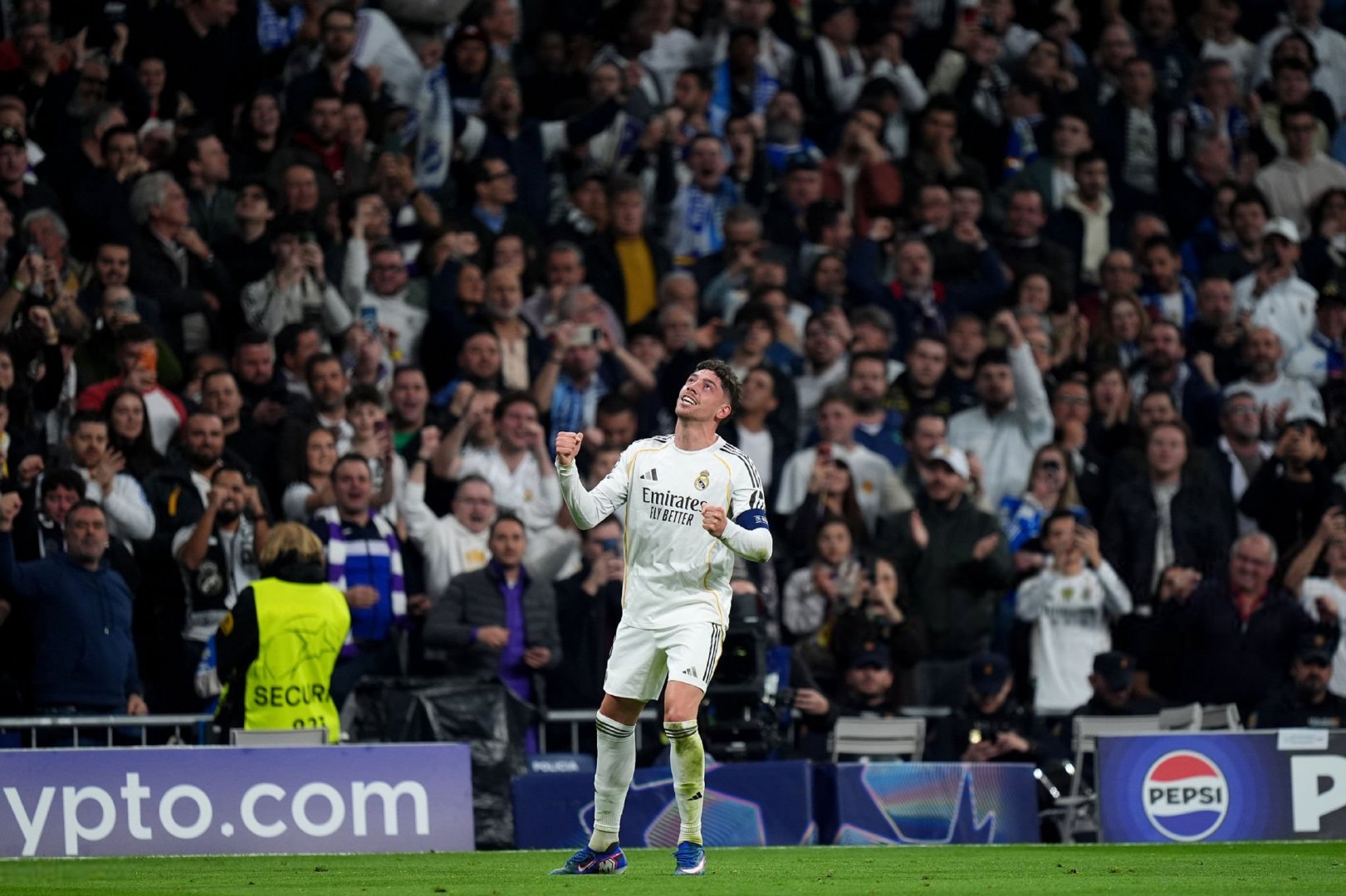 巴尔韦德连续两场比赛都有进球。欧冠联赛 皇马vs曼城 halamadrid