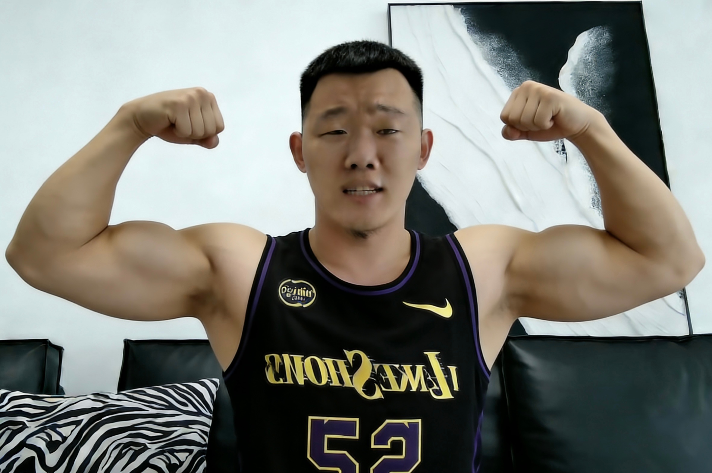 明天各种因素都是湖人占优，雷迪克要是没办法带队获胜，赛后要接受强度了。