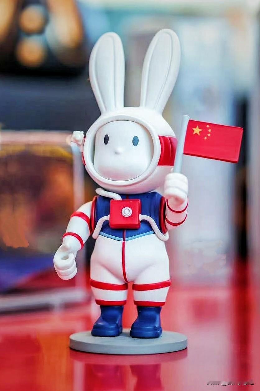现在的互联网真是参差不齐，上面什么声音都有。居然还有人鼓吹，中国得对美国感恩，因