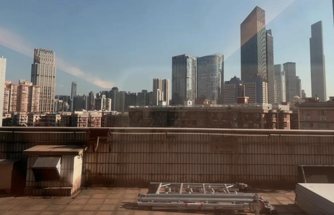 现在的女孩子不自私自利根本活不下去！！

首位提出“人不为己，天诛地灭”的智者，