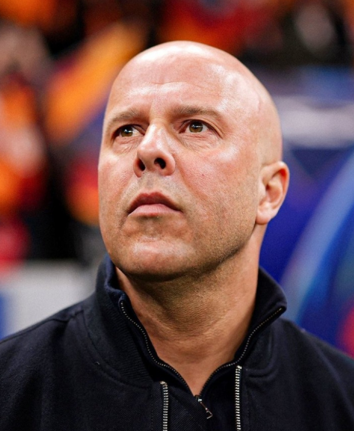 利物浦1-2客负布莱顿，斯洛特下课登英国热搜~据英国足球权威媒体最新报道，北京时