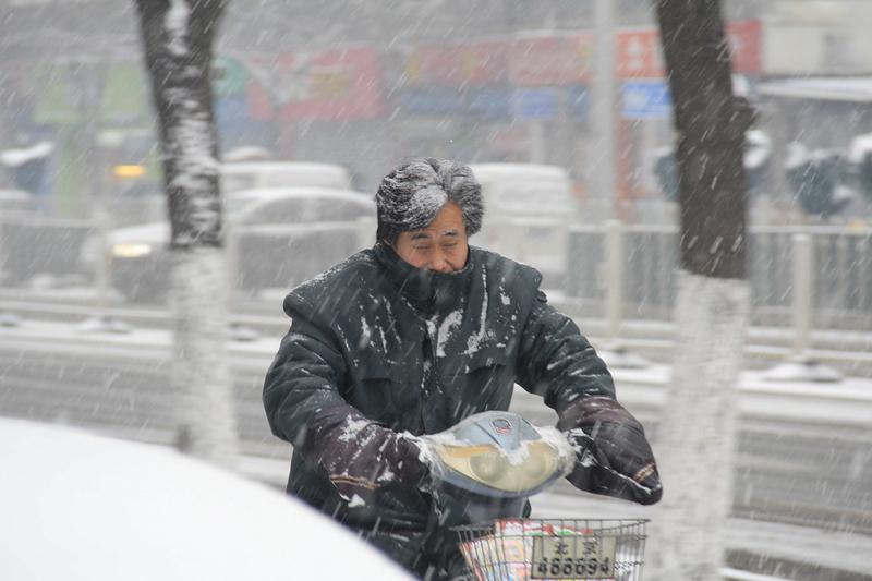3月4日农历正月十六，北京迎来“雪打灯”景观。为啥这时候还下雪呢？市气象台首席预