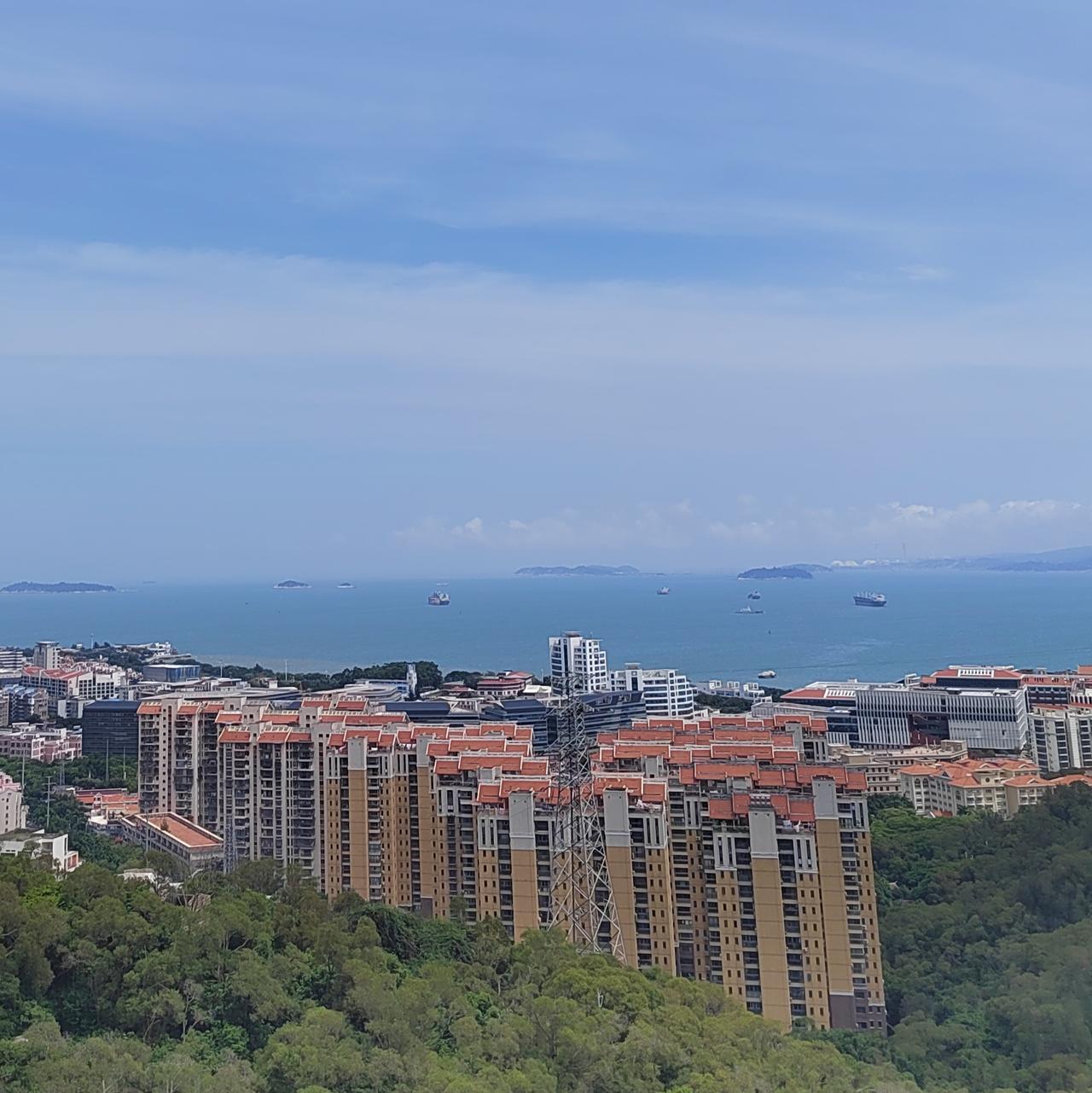 海天一色，很多人在这里拍照吧？