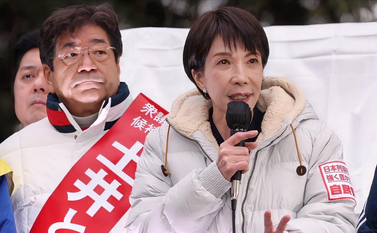 高市早苗哭了

 当地时间1月27日，日本首相高市早苗在东京都内的首场竞选演讲时