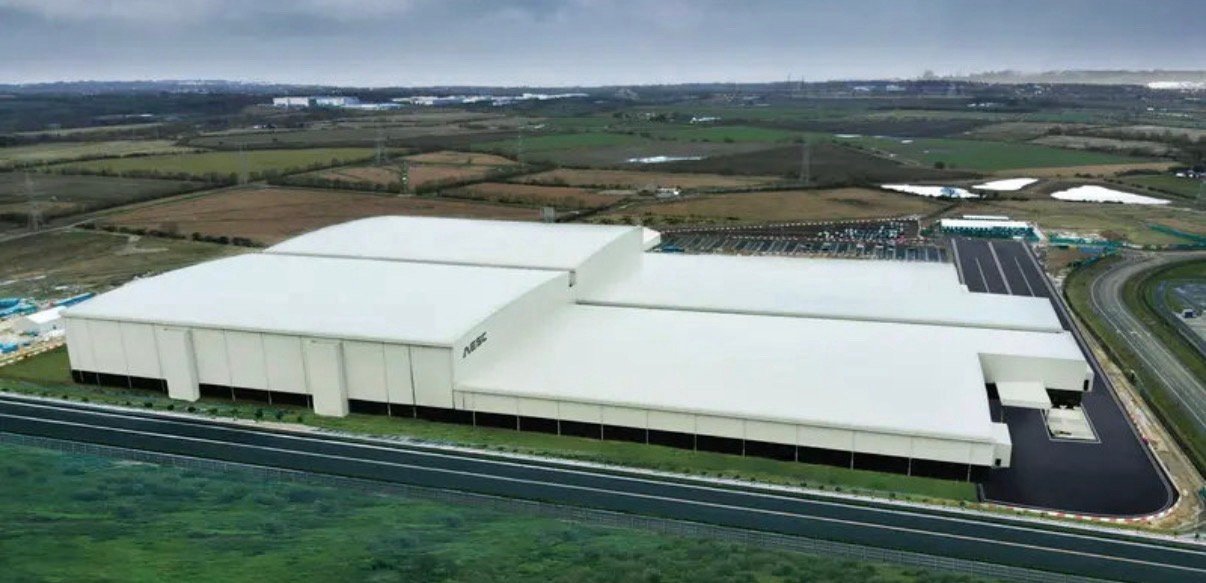 【远景动力英国电池超级工厂投产 规划产能15.8GWh】日前，远景动力宣布其英国