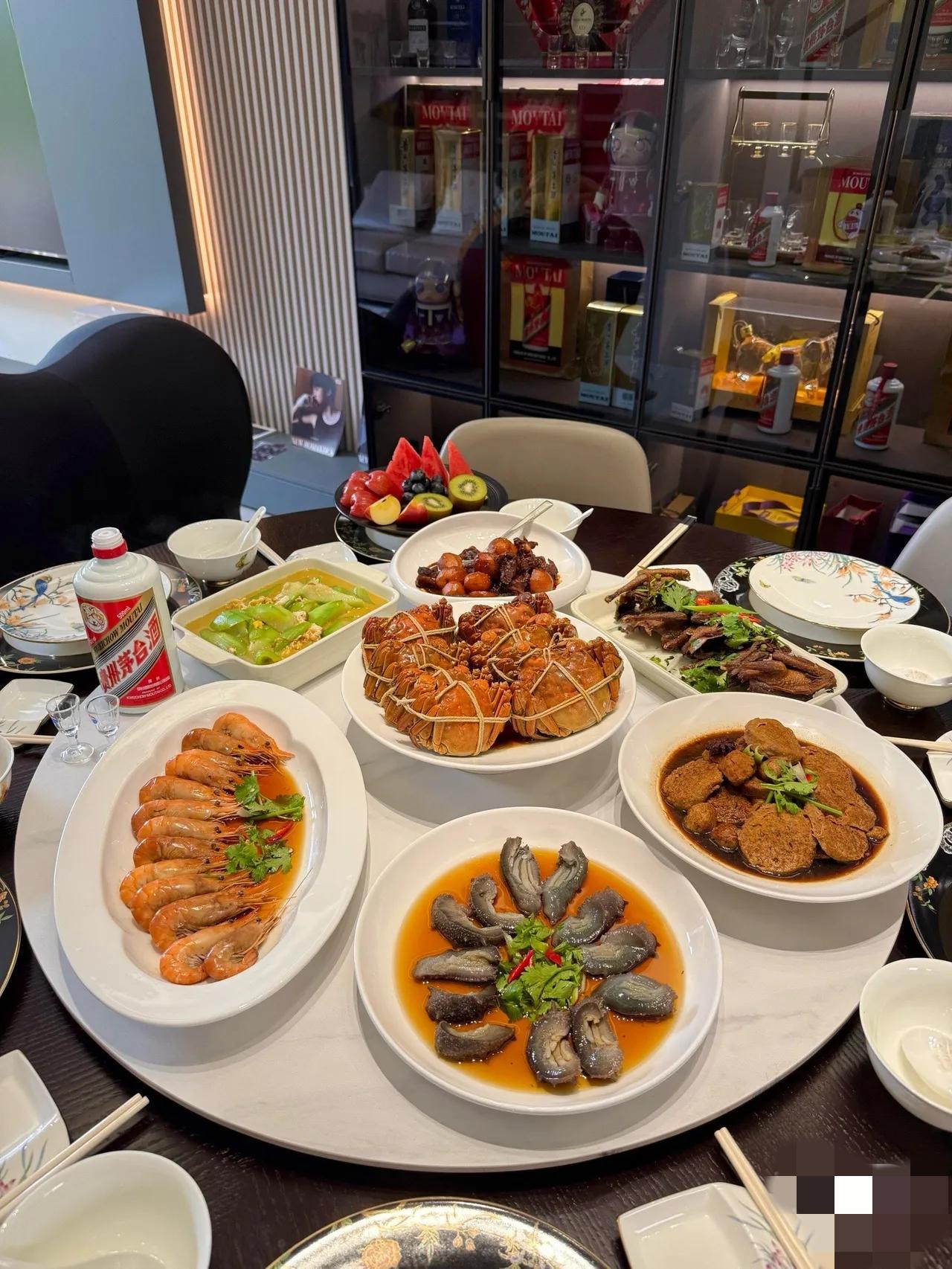 外地准亲家第一次上门，没请去外面酒店吃饭，在家弄了这么几个菜招待他，够诚意吗？[